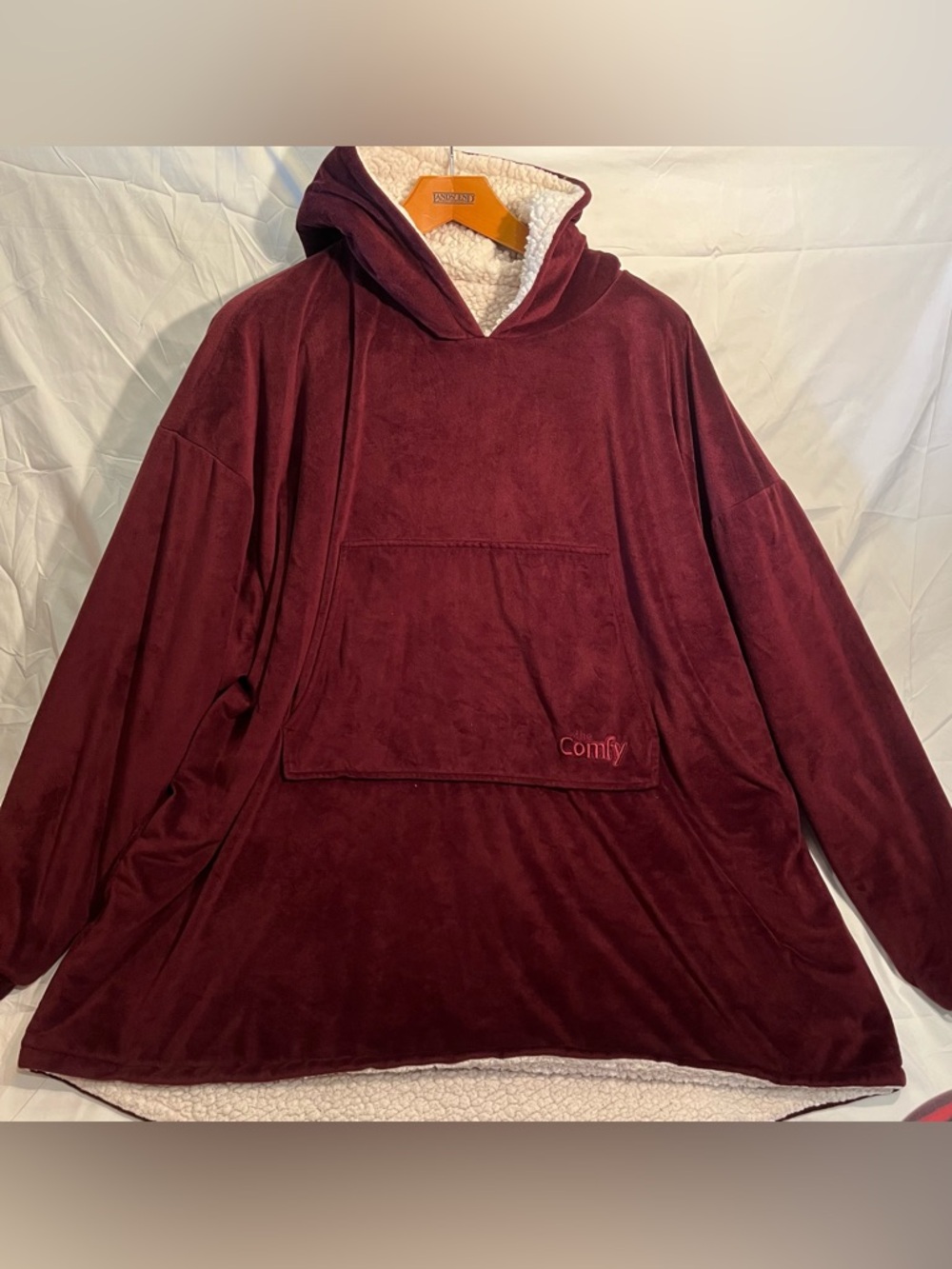 The Comfy Original Wearable Blanket Unisex OS red Sherpa Lined Oversized Hoodie